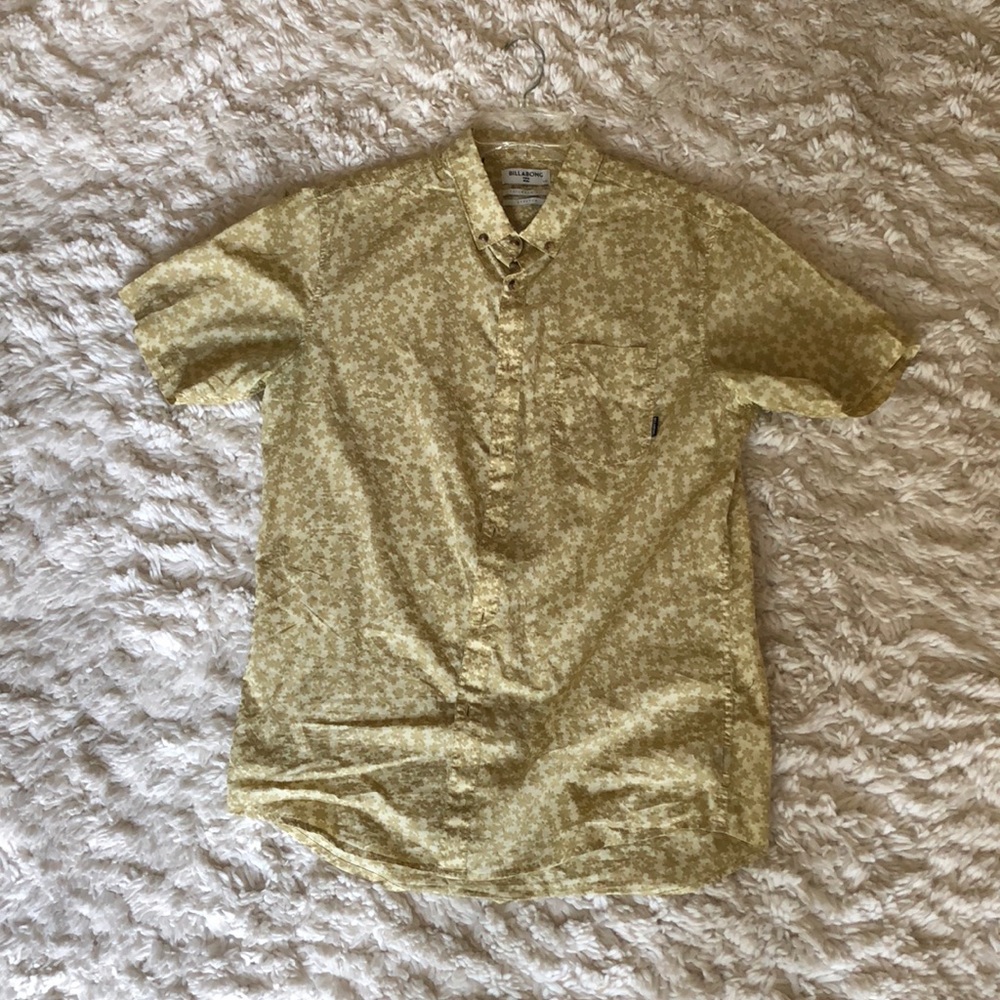 Billabong button down shirt
